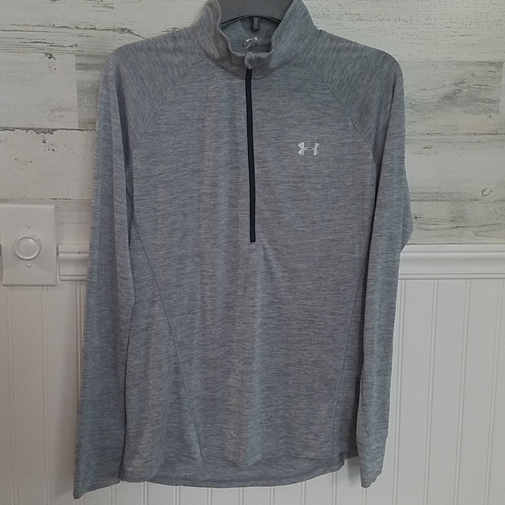Under Armour Heat Gear long sleeve lightweight shi